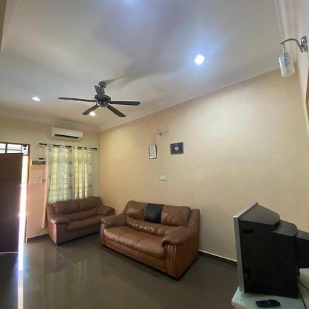 Homestay Tok Ma 1 Alur Tuman Marang Dış mekan fotoğraf