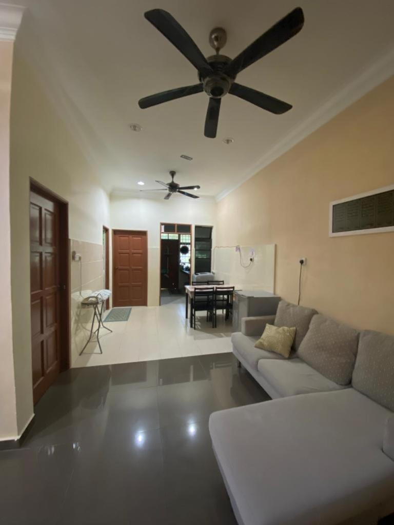 Homestay Tok Ma 1 Alur Tuman Marang Dış mekan fotoğraf