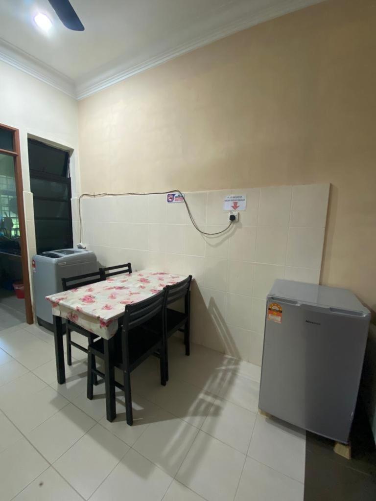 Homestay Tok Ma 1 Alur Tuman Marang Dış mekan fotoğraf