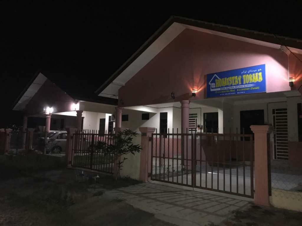 Homestay Tok Ma 1 Alur Tuman Marang Dış mekan fotoğraf